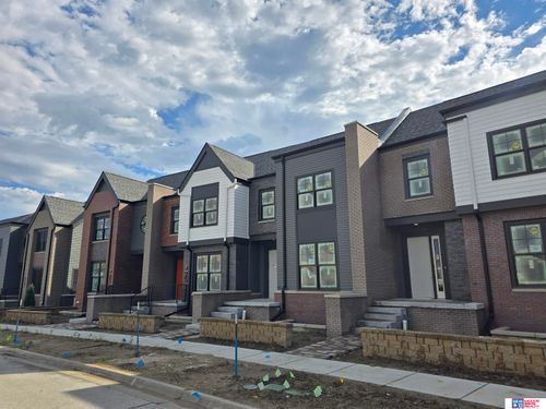 737 Blue Sage Blvd, Lincoln, NE, 68521-6645 | Card Image