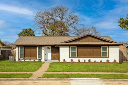 2105 Matterhorn Dr, Garland, TX, 75044-6772 | Card Image