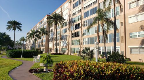apt-415-1847 Shore Dr S, South Pasadena, FL, 33707-4722 | Card Image