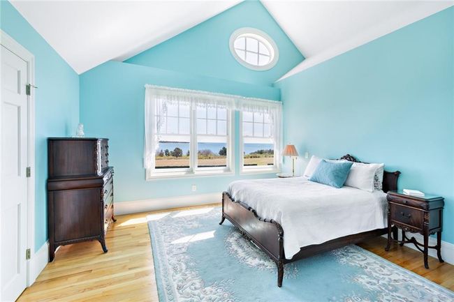 597 Beavertail Rd, Home with 5 bedrooms, 4 bathrooms and 8 parking in Jamestown RI | Image 24