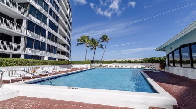 APT-403 - 3589 S Ocean Blvd, Condo with 2 bedrooms, 2 bathrooms and null parking in Palm Beach FL | Image 27