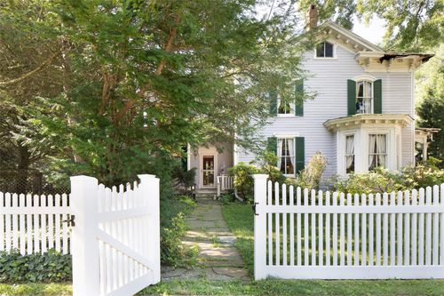 30 N Main St, Pine Plains, NY, 12567-5218 | Card Image