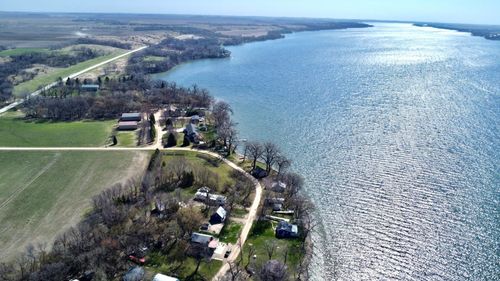 33780 Shady Oak Drive, Clinton, MN, 56225 | Card Image