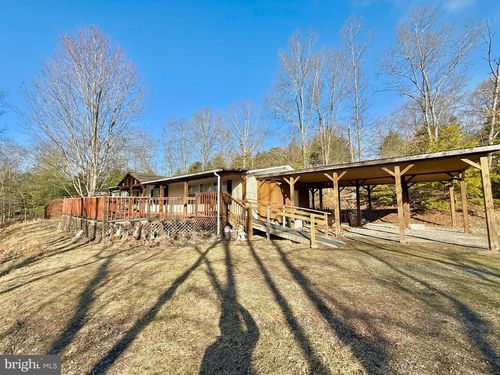 35 Lakeview Dr, LAHMANSVILLE, WV, 26731-5700 | Card Image