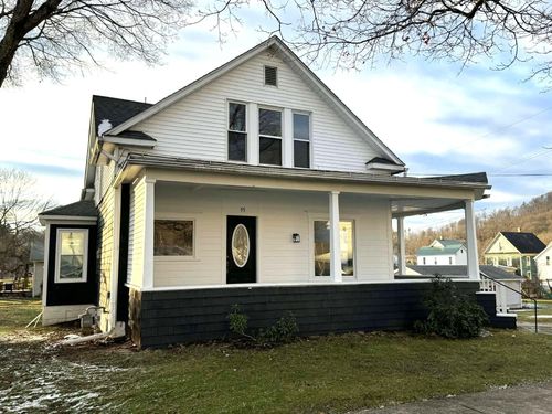 95 W Penn St, Summerville, PA, 15864-6529 | Card Image