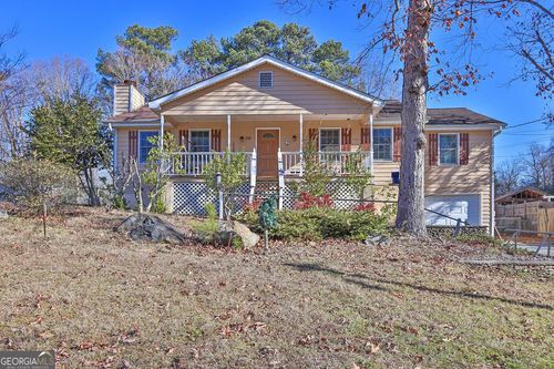 869 Falconcrest Dr, Lawrenceville, GA, 30043-3415 | Card Image