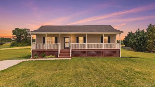 109 View Ln, Concord, VA, 24538-4000 | Card Image