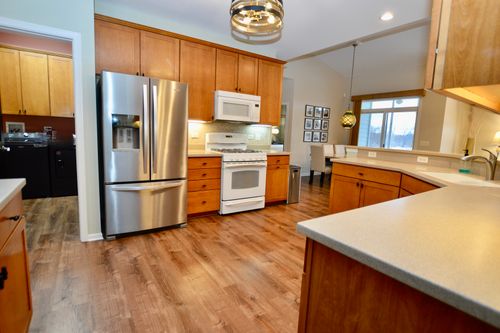 2111 Tyler Trl, Mchenry, IL, 60051-3617 | Card Image