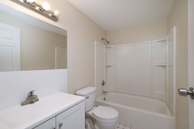 APT-1 - 150 Elm St, Condo with 1 bedrooms, 1 bathrooms and 1 parking in Braintree MA | Image 11