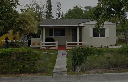 180 Seaman Ave, Opa-Locka, FL, 33054-3034 | Card Image