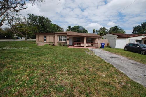 1801 Ne 176th St, North Miami Beach, FL, 33162-1551 | Card Image