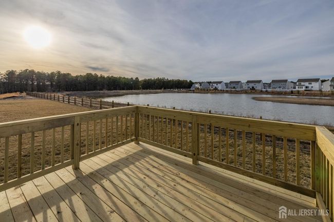 45 E Verbena Lane, House other with 3 bedrooms, 3 bathrooms and null parking in Old Bridge NJ | Image 32