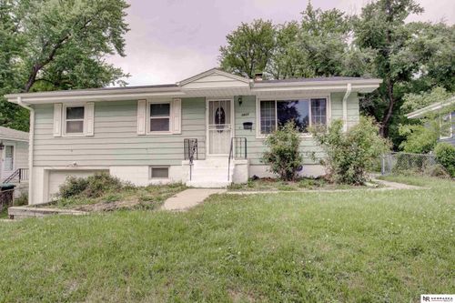 4822 Grand Ave, Omaha, NE, 68104-2341 | Card Image
