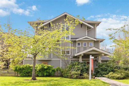 1-2918 Shelbourne St, Victoria, BC, V8R4M6 | Card Image
