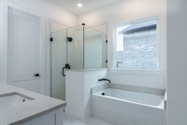 1418 Morris Xing, House other with 4 bedrooms, 2 bathrooms and null parking in Heath TX | Image 18