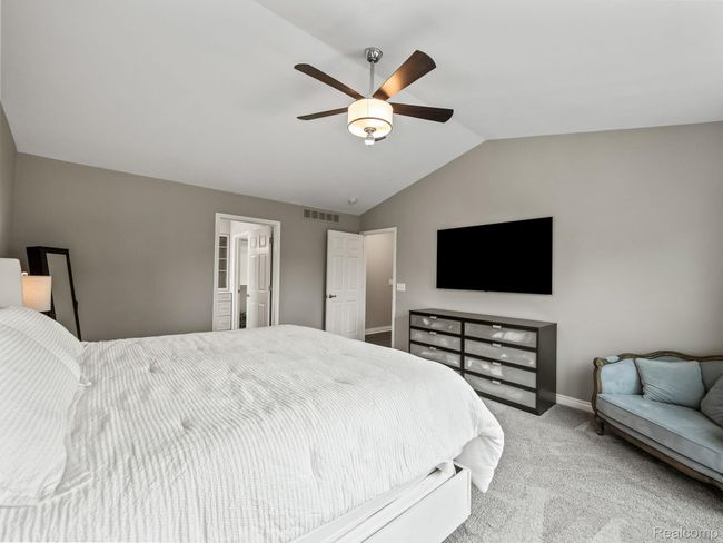 32-web-or-mls-P2144627.jpg | Image 24