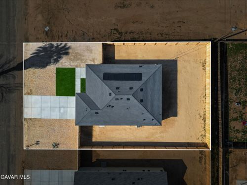 9701 Susan Ave, California City, CA, 93505-1427 | Card Image