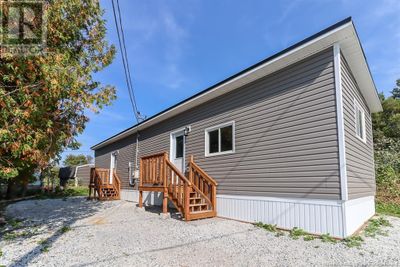 43 2 Nd St, House other with 2 bedrooms, 1 bathrooms and null parking in Hampton NB | Image 1