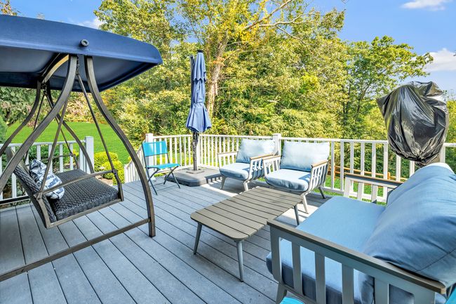 70 Vista View Dr, House other with 5 bedrooms, 4 bathrooms and null parking in Southbury CT | Image 8