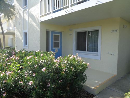 5527 Ne Gulfstream Way, Stuart, FL, 34996-1732 | Card Image