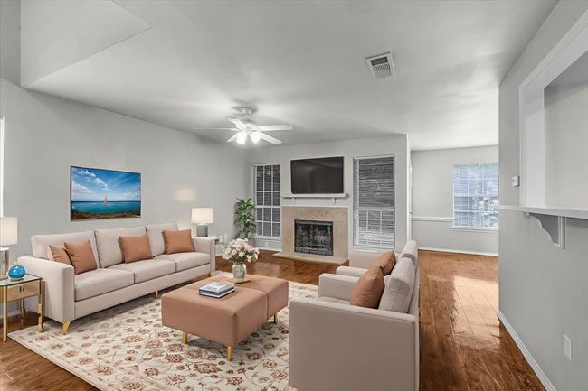 4010 Southern Charm Ct, Townhouse with 3 bedrooms, 3 bathrooms and null parking in Arlington TX | Image 4