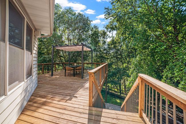 9256 Gateway Ln, House other with 5 bedrooms, 5 bathrooms and null parking in Eden Prairie MN | Image 65