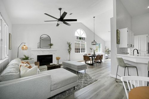 118 Edmeades Ct, Oakley, CA, 94561-3117 | Card Image
