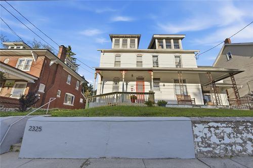 2325 S 5th St, Allentown, PA, 18103-6827 | Card Image