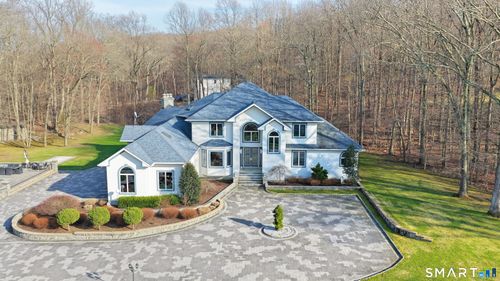 39 Golden Hill Ln, Shelton, CT, 06484-1673 | Card Image