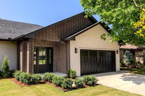 1808 Westminster Pl, Nichols Hills, OK, 73120-4702 | Card Image