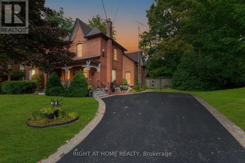 220 Barrie St, Thornton, ON, L0L2N0 | Card Image