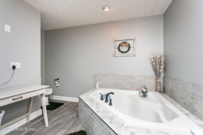 1384 Highway 1066, Home with 4 bedrooms, 3 bathrooms and null parking in Bloomfield KY | Image 43