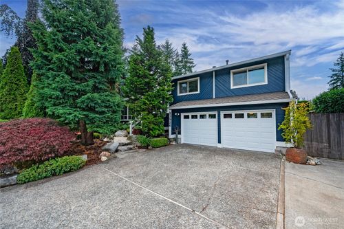23926 106th Pl W, Edmonds, WA, 98020-5727 | Card Image