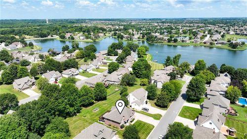 5118 Sw Pelican Pt, Lee's Summit, MO, 64082-4539 | Card Image
