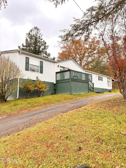 1216 2nd Ave E, Big Stone Gap, VA, 24219-3146 | Card Image