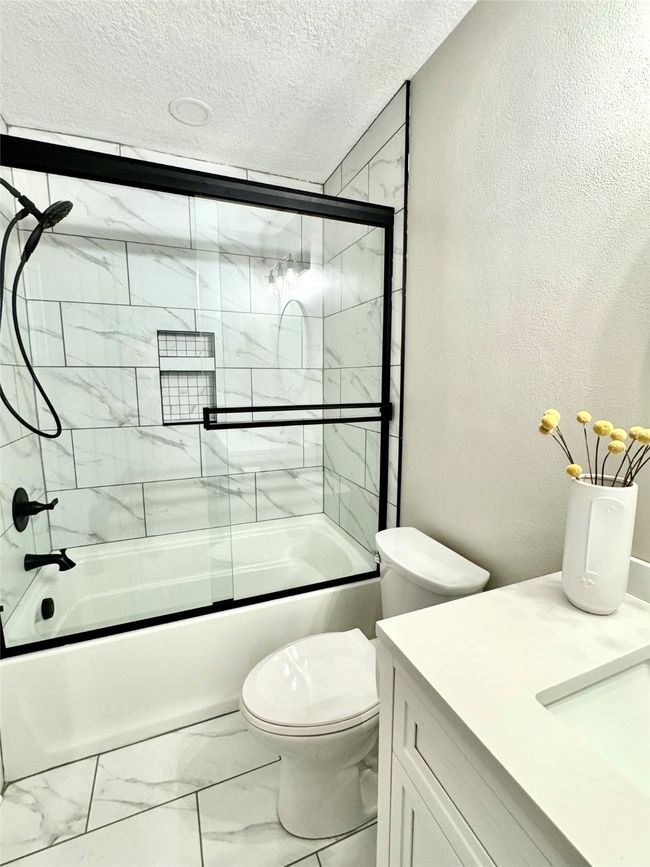 601 41 St St, Condo with 2 bedrooms, 3 bathrooms and null parking in Des Moines IA | Image 22