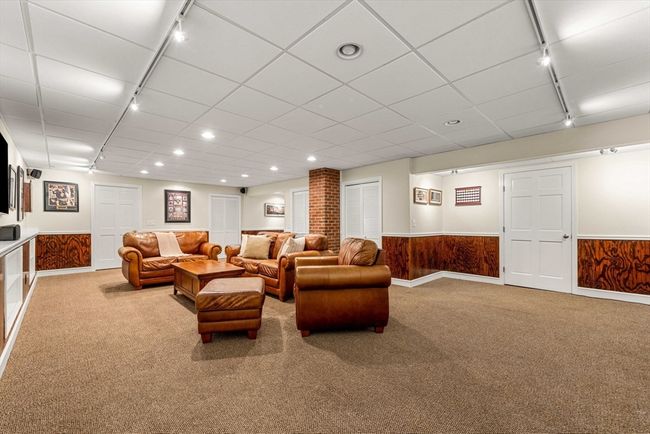 24 Lakeview Ave, House other with 4 bedrooms, 4 bathrooms and 6 parking in Danvers MA | Image 29