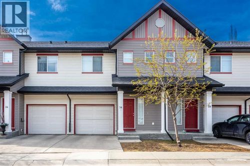 36 Everridge Gardens Sw, Calgary, AB, T2Y0H1 | Card Image