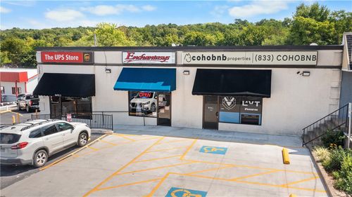 1722 N College Ave, Fayetteville, AR, 72703-2605 | Card Image