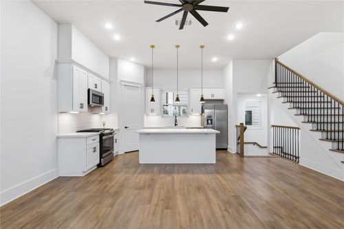 b-1243 W 23rd St, Houston, TX, 77008-1815 | Card Image