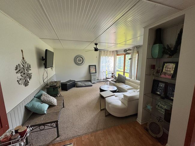 518 Main St W, House other with 3 bedrooms, 2 bathrooms and null parking in Kelliher MN | Image 11