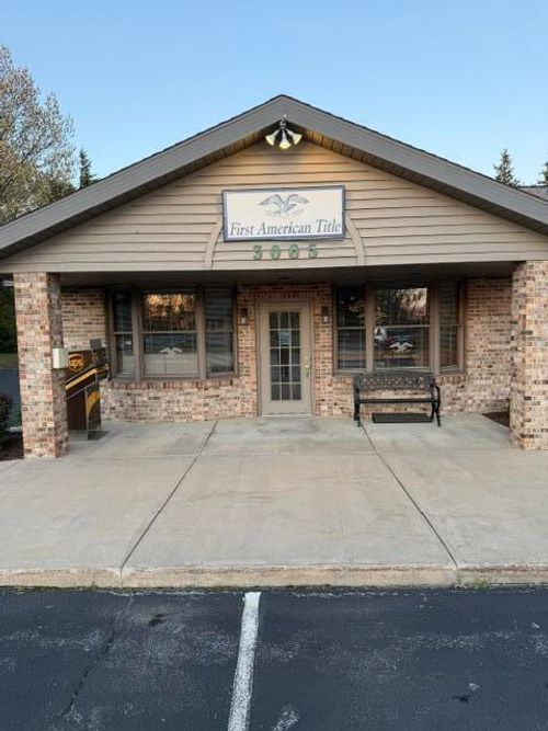3-3065 W John Beers Road, Stevensville, MI, 49127 | Card Image