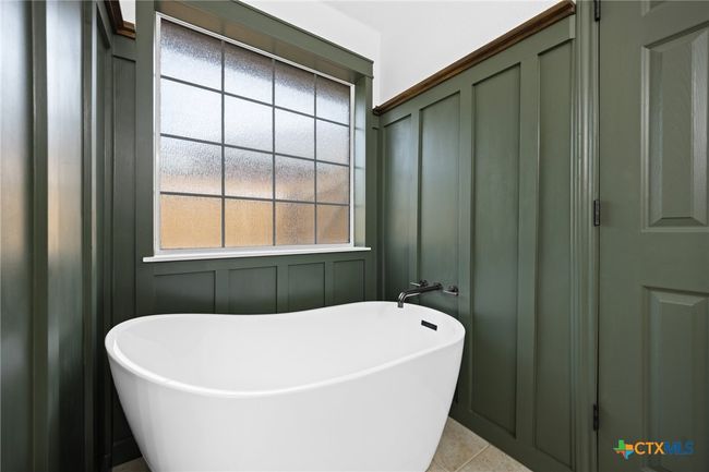 Master Bath | Image 30