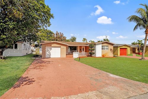 7637 Biltmore Blvd, Miramar, FL, 33023-5970 | Card Image