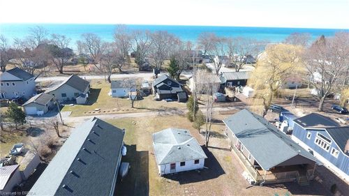 7 Swallow Lane, Selkirk, ON, N0A1P0 | Card Image