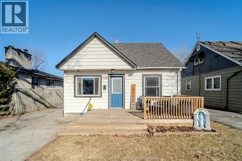 720 Vanier St, Windsor, ON, N8X3E6 | Card Image
