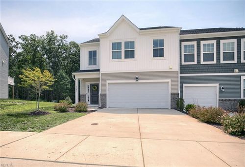 5847 Ginger Dr, Providence Forge, VA, 23140-3585 | Card Image