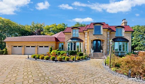 590 Windsor Cir, Inverness, IL, 60067-4660 | Card Image