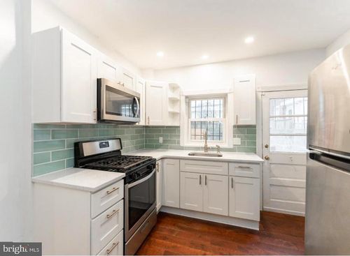 2050 S Beechwood St, PHILADELPHIA, PA, 19145-2706 | Card Image