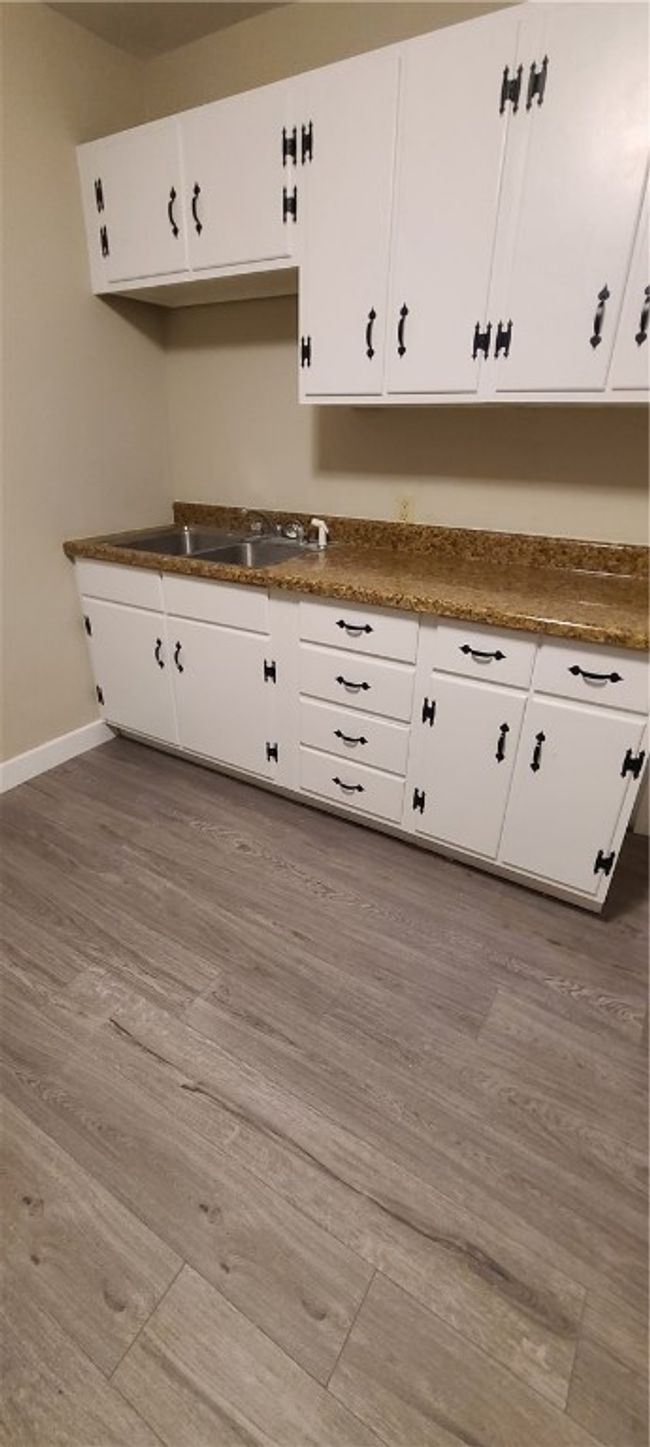 APT-3R - 64 Harrison Ave, Home with 2 bedrooms, 1 bathrooms and null parking in Woonsocket RI | Image 4